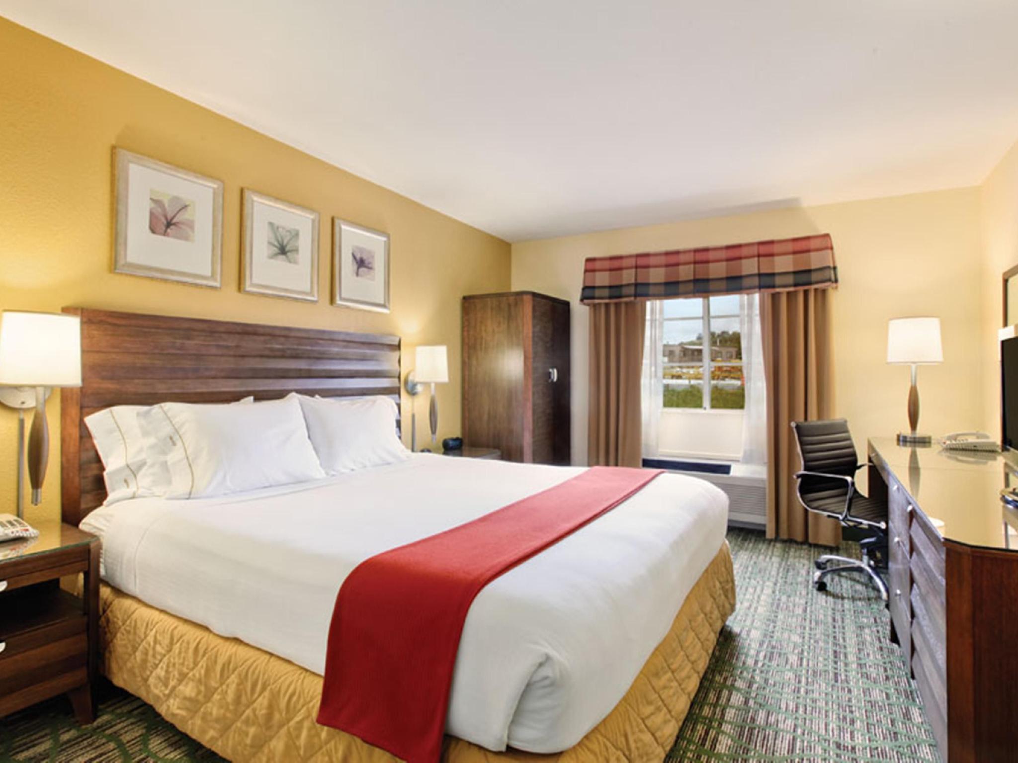 Holiday Inn Express Hotel & Suites San Diego-Escondido By Ihg Exteriör bild