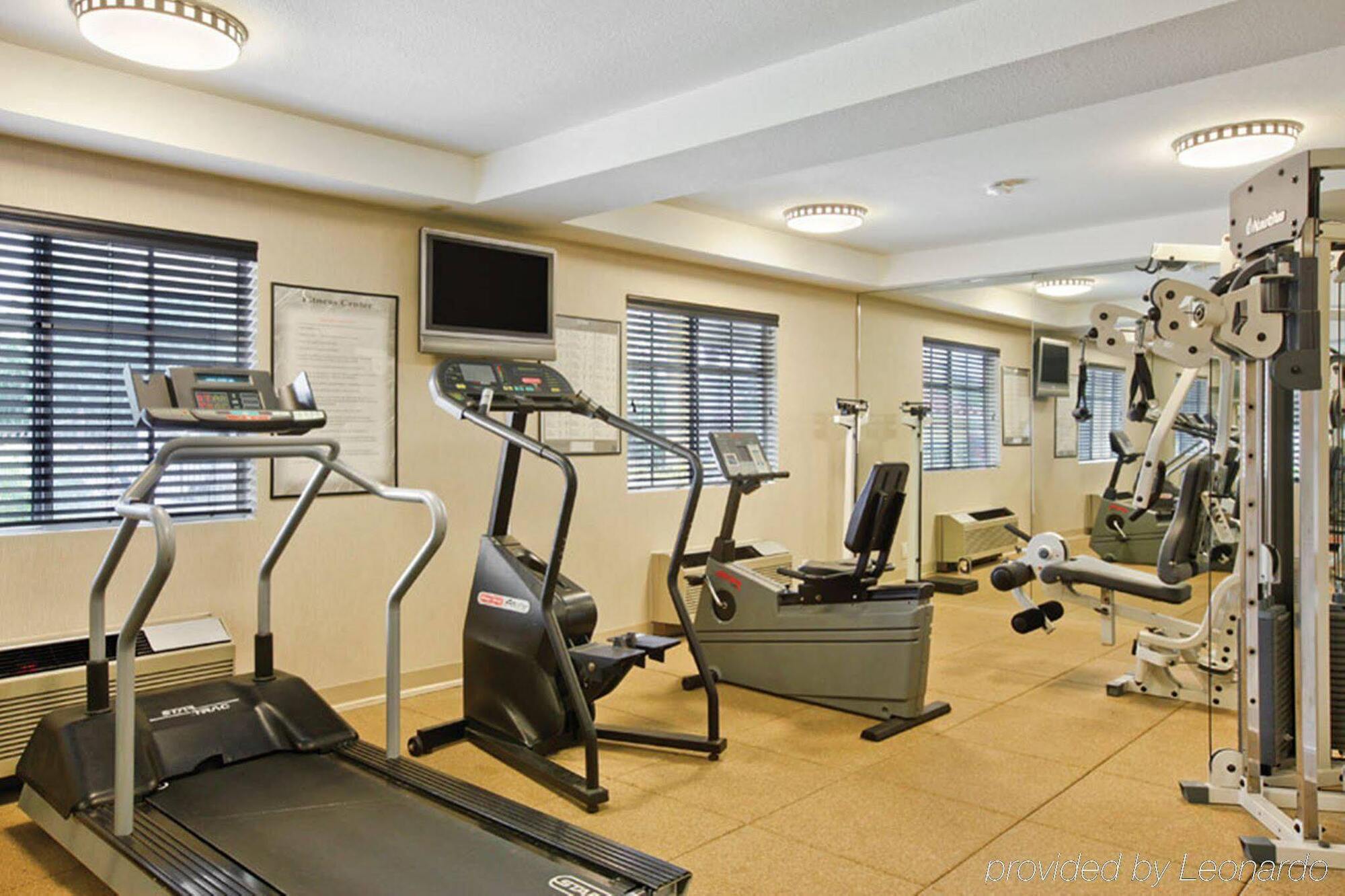 Holiday Inn Express Hotel & Suites San Diego-Escondido By Ihg Exteriör bild